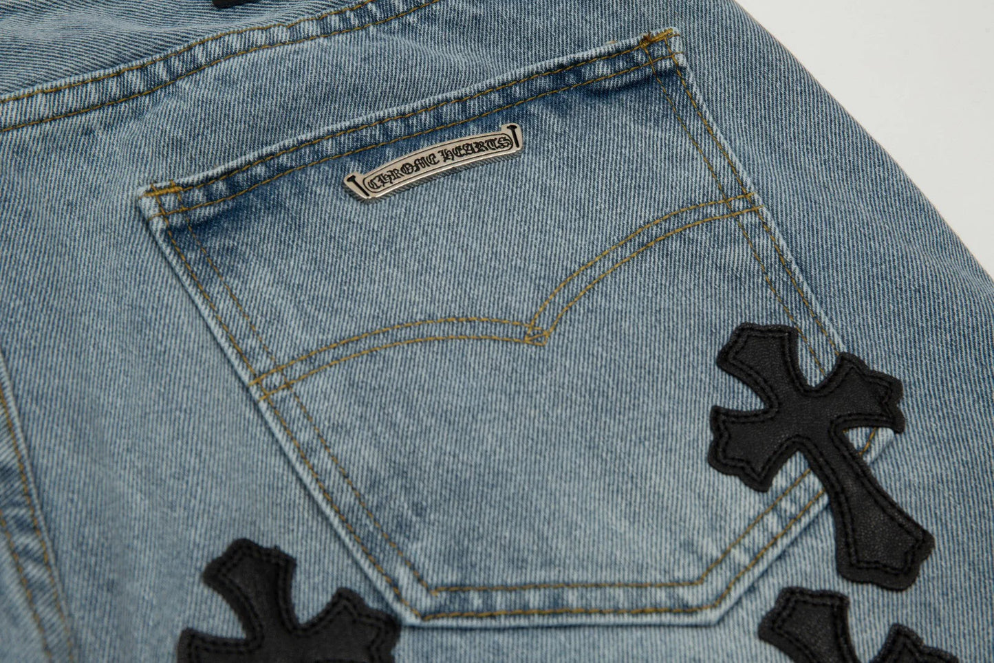 AVERO RELIC Jorts